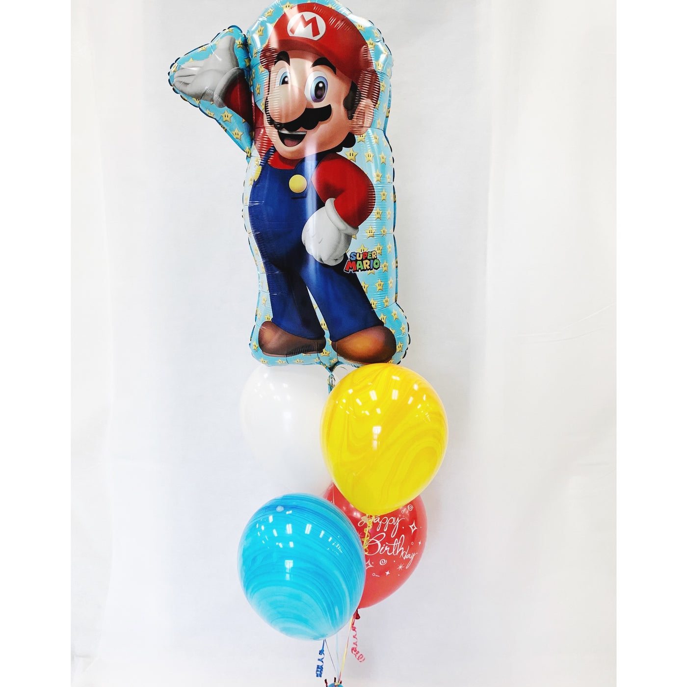 Bouquet de ballons pour l'anniversaire de Mario